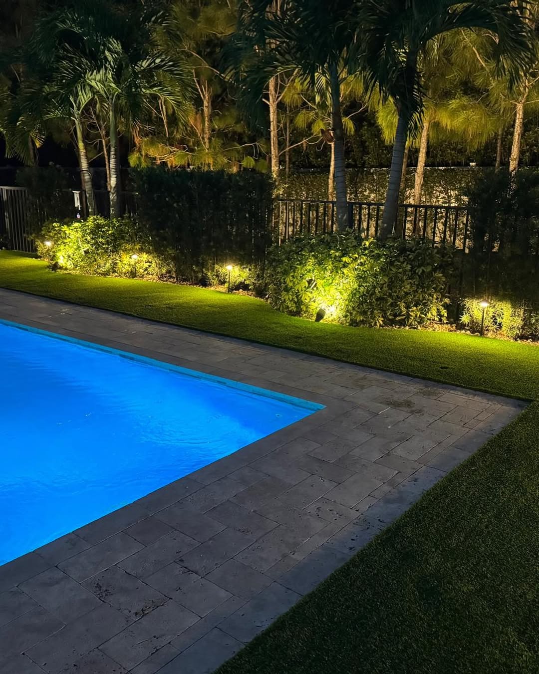 LV Landscape Lighting